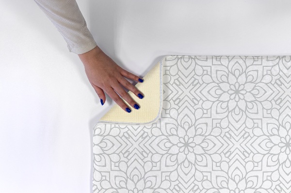 Covor Model floral geometric