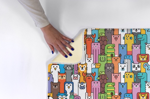Covor Animale colorate din desene animate