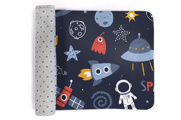 Covor Motiv spațial cu rachete și un astronaut