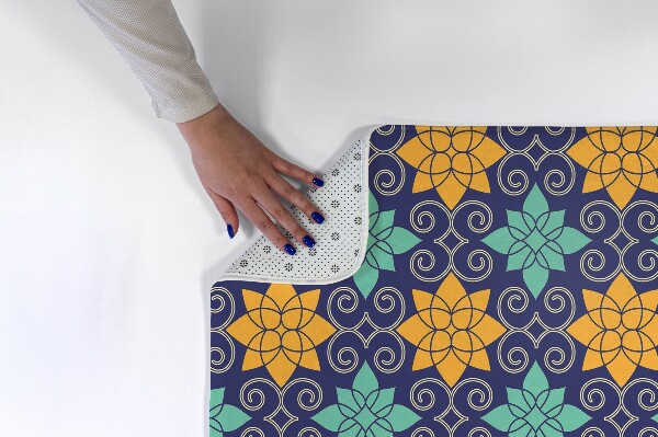 Covor Model floral geometric