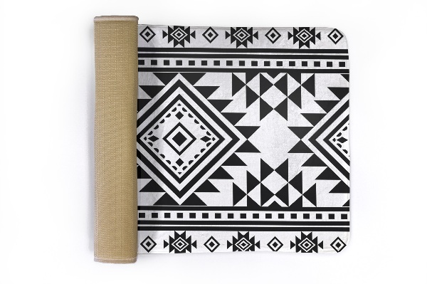 Covor Motiv geometric cu romburi și triunghiuri