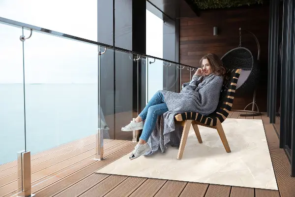 Covor pentru terasă model de marmura
