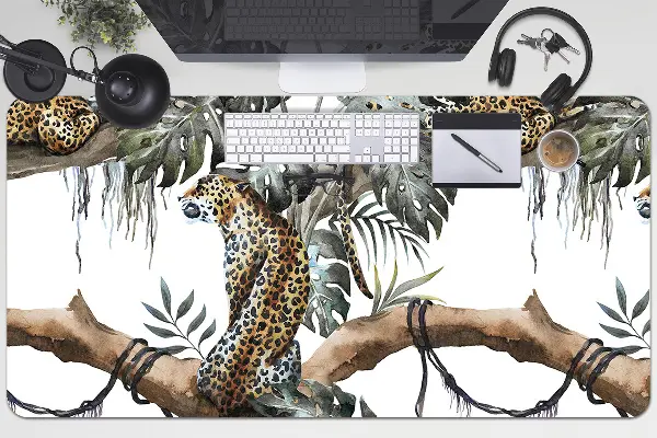 Mapa birou Leoparzii pe ramură