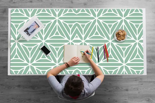 Mapa birou forme geometrice