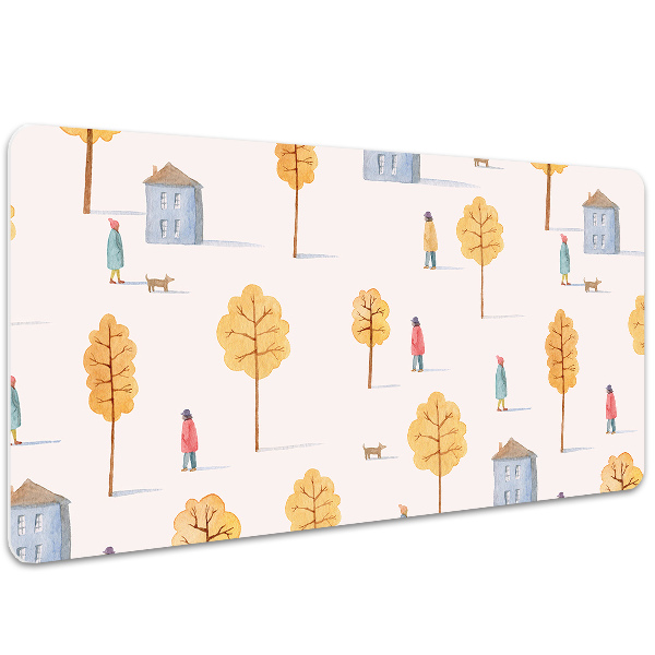 Mapa de birou Case printre copaci