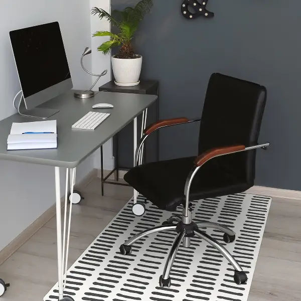 Covoras pentru protectie pardosea linii abstracte