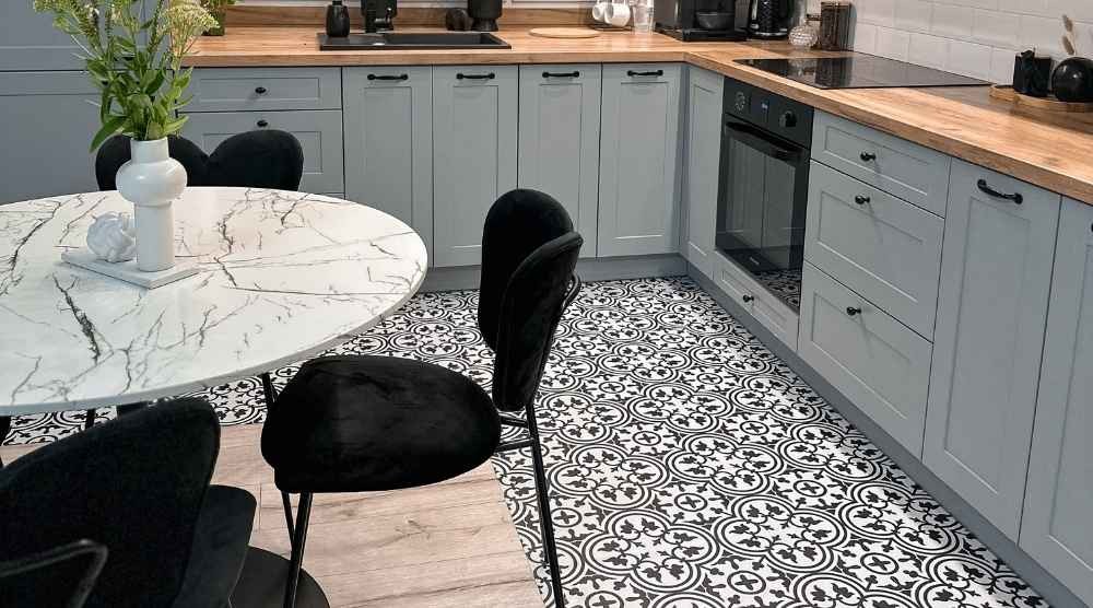 cum să acoperiți plăcile vechi